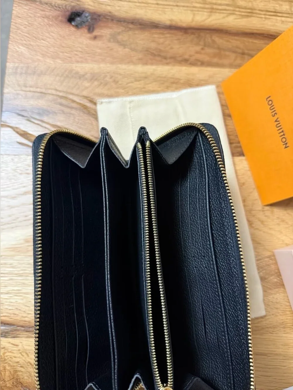 Louis Vuitton Black & Cream Monogram Envelope Wallet - Picture 4 of 8